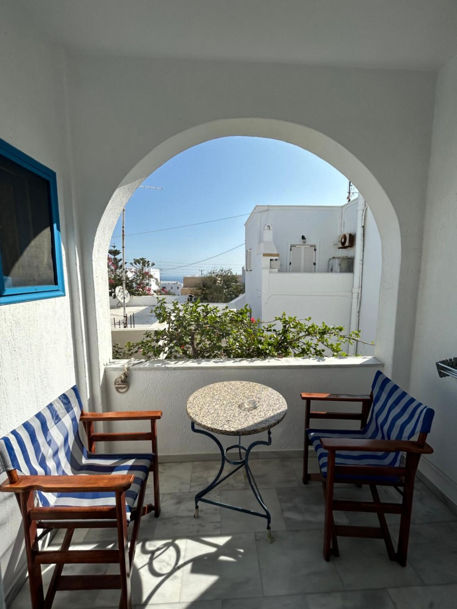 George Pensiune Karterados (Santorini)