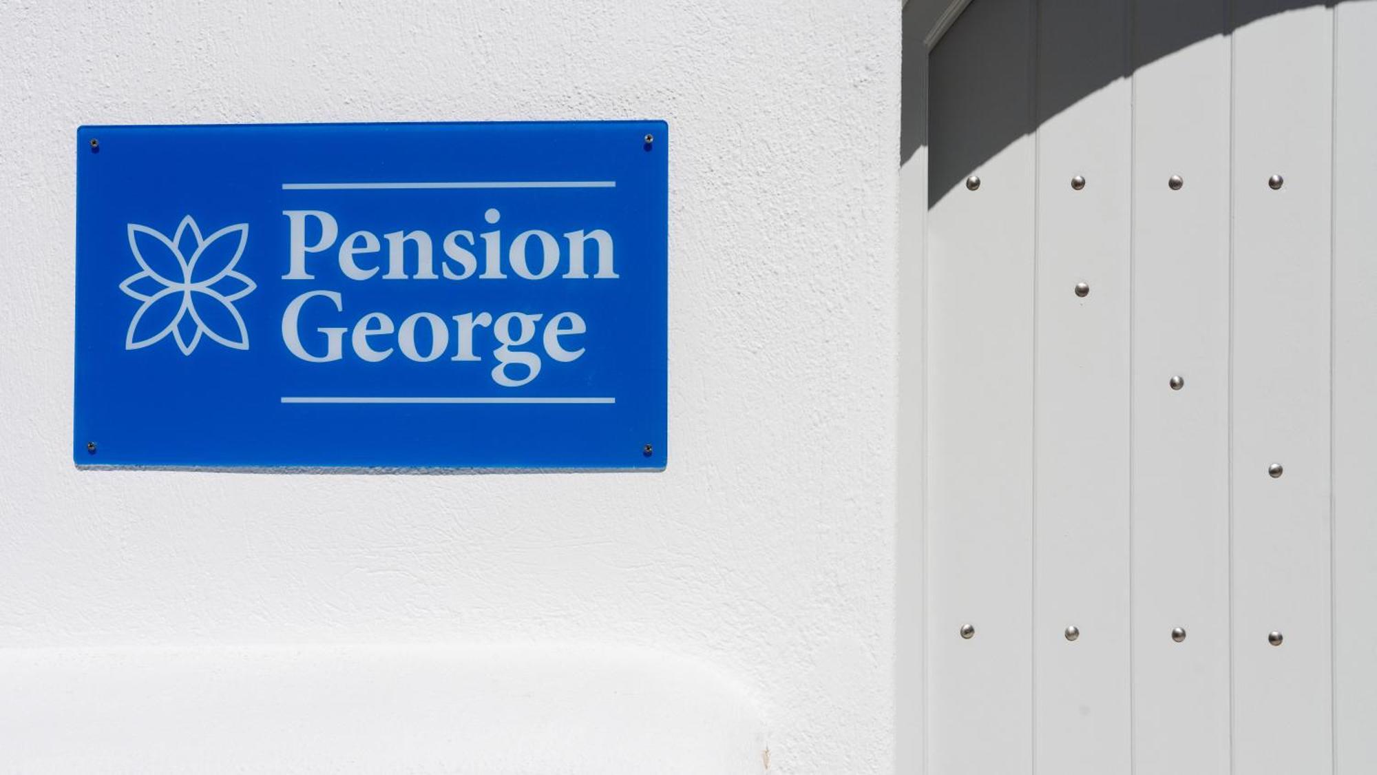 Pensiune George Karterados (Santorini)
